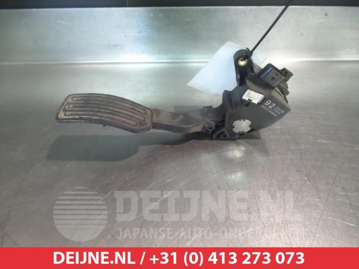 Używane Pedal gazu Nissan Micra (K13) 1.2 12V Cena € 50,00 Procedura marży oferowane przez V.Deijne Jap.Auto-onderdelen BV