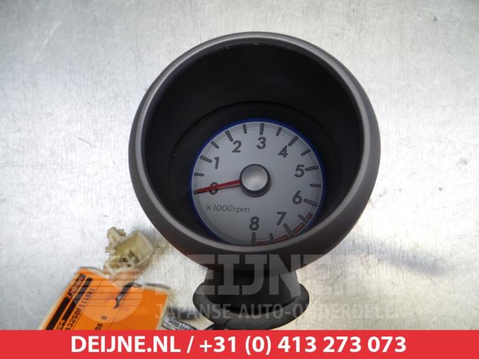 Używane Obrotomierz Suzuki Splash 1.2 16V Cena € 25,00 Procedura marży oferowane przez V.Deijne Jap.Auto-onderdelen BV