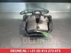 Used Front brake calliper, right Kia Cee'd Sportswagon (JDC5) 1.6 GDI 16V Price € 50,00 Margin scheme offered by V.Deijne Jap.Auto-onderdelen BV