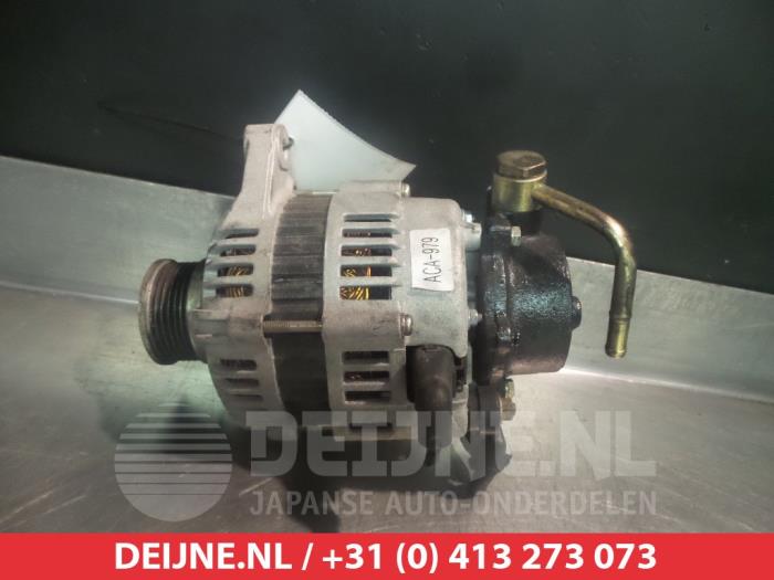 Dynamo van een Kia Cee'd Sporty Wagon (EDF) 2.0 CRDi 16V 140 2009