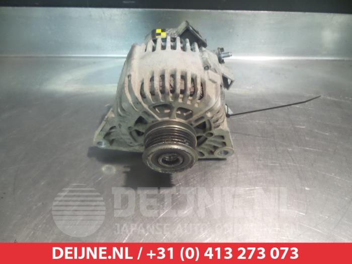 Usagé Dynamo Hyundai i20 1.1 CRDi VGT 12V Prix € 35,00 Règlement à la marge proposé par V.Deijne Jap.Auto-onderdelen BV