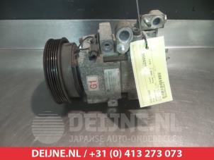 Usagé Pompe clim Kia Opirus 3.5 V6 24V Prix € 35,00 Règlement à la marge proposé par V.Deijne Jap.Auto-onderdelen BV