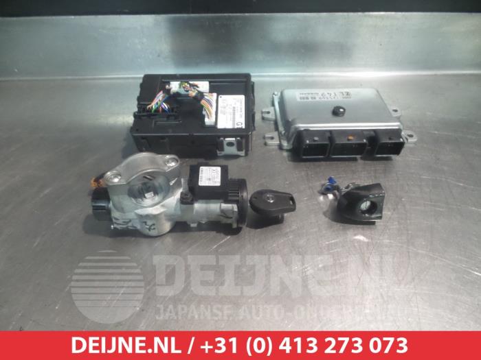 Used Engine management computer Nissan Note (E12) 1.2 68 Price € 150,00 Margin scheme offered by V.Deijne Jap.Auto-onderdelen BV