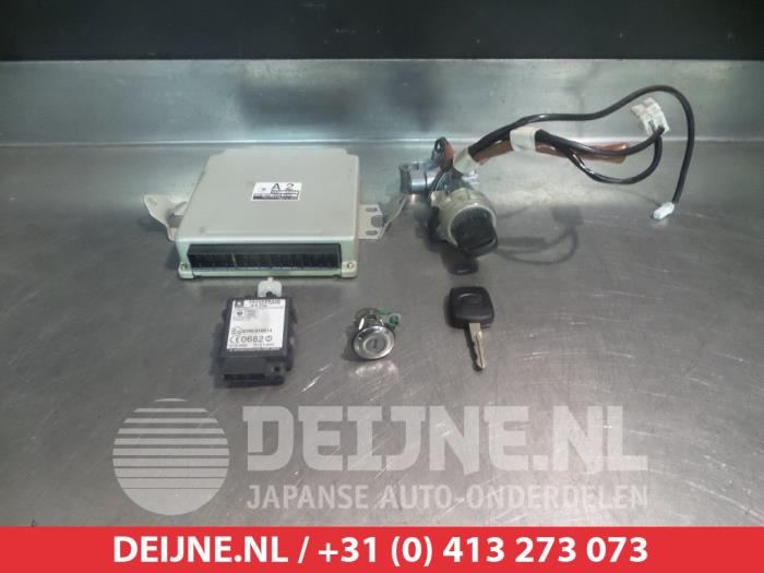 Used Engine management computer Subaru Forester (SG) 2.0 16V X Price € 150,00 Margin scheme offered by V.Deijne Jap.Auto-onderdelen BV