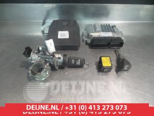 Used Ignition lock + key Hyundai iX20 (JC) 1.4 CRDi 16V Price on request offered by V.Deijne Jap.Auto-onderdelen BV