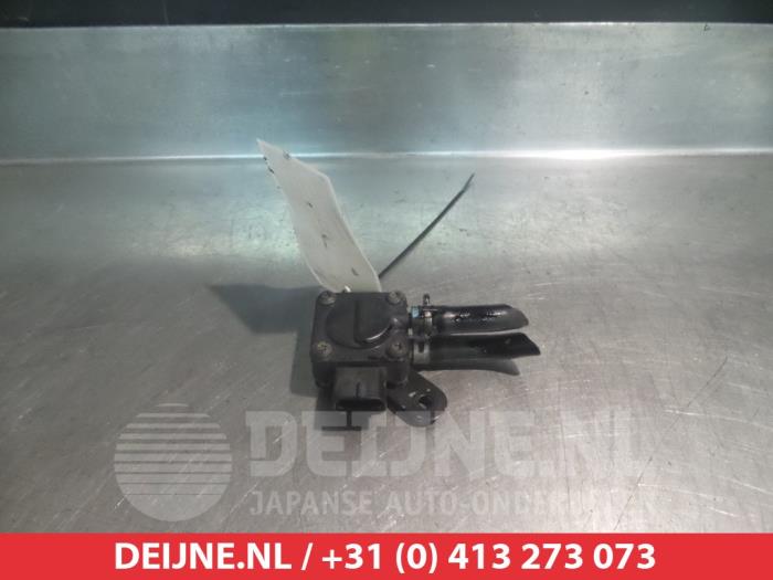 Begagnade Partikelfiltersensor Mitsubishi Outlander (CW) 2.2 DI-D 16V Clear Tec 4x4 Pris € 75,00 Marginaltabell erbjuds av V.Deijne Jap.Auto-onderdelen BV