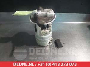 Usados Bomba eléctrica de combustible Nissan Micra C+C (K12) 1.6 16V Precio de solicitud ofrecido por V.Deijne Jap.Auto-onderdelen BV