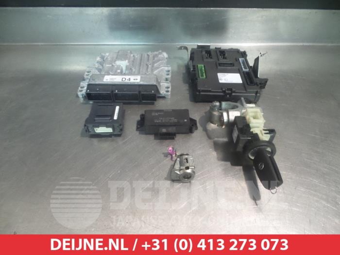 Used Engine management computer Nissan Qashqai (J11) 1.5 dCi DPF Price € 250,00 Margin scheme offered by V.Deijne Jap.Auto-onderdelen BV