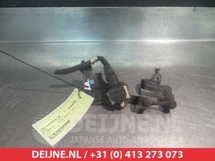 Used Xenon height adjustment Lexus CT 200h 1.8 16V Price on request offered by V.Deijne Jap.Auto-onderdelen BV