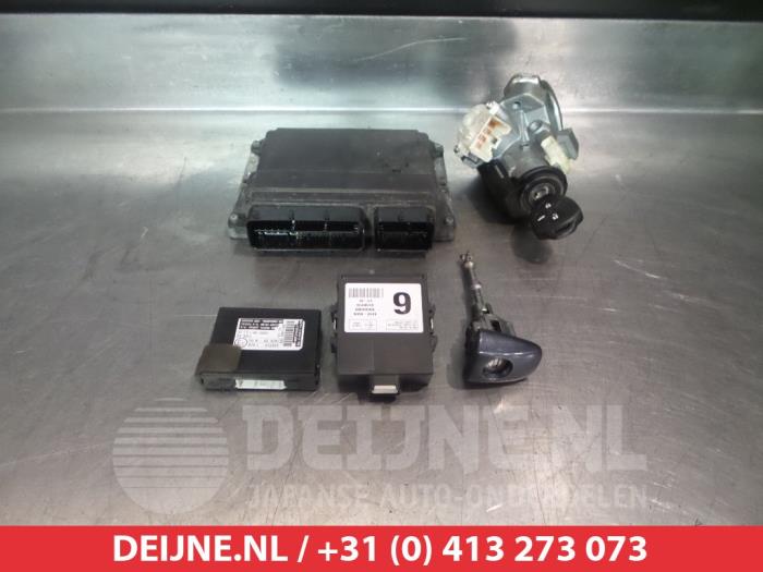 Used Engine management computer Toyota Avensis Wagon (T27) 2.0 16V D-4D-F Price € 200,00 Margin scheme offered by V.Deijne Jap.Auto-onderdelen BV