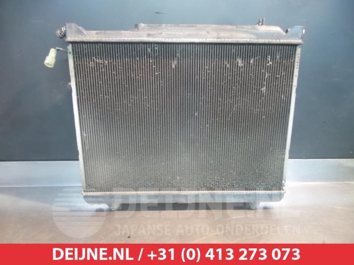 Usagé Radiateur Suzuki Grand Vitara I (FT/GT/HT) 2.0 TDi 16V Prix € 25,00 Règlement à la marge proposé par V.Deijne Jap.Auto-onderdelen BV