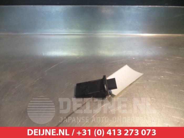 Usagé Débitmètre Nissan GT-R (R35) 3.8 V6 24V Twin Turbo 4x4 Prix € 25,00 Règlement à la marge proposé par V.Deijne Jap.Auto-onderdelen BV