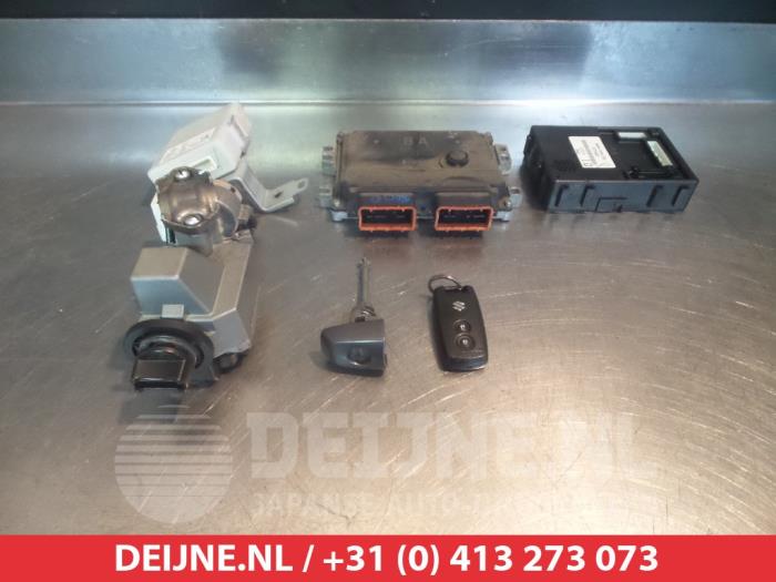 Used Engine management computer Suzuki Grand Vitara II (JT) 2.0 16V Price € 150,00 Margin scheme offered by V.Deijne Jap.Auto-onderdelen BV