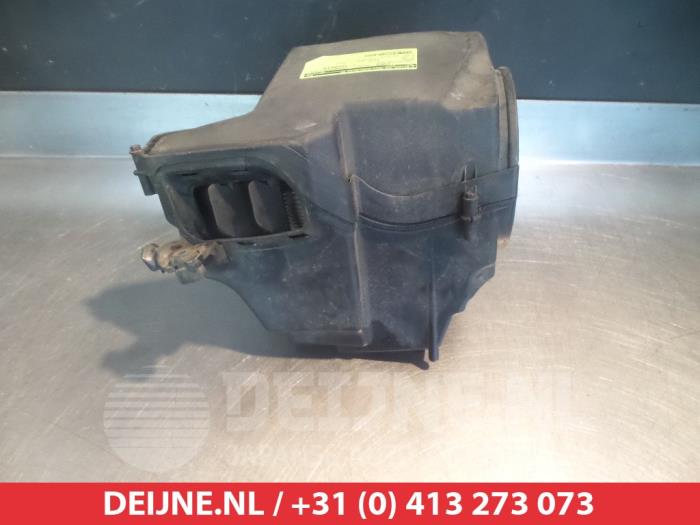 Begagnade Luftfilterhus Mazda 5 (CWA9) 1.6 CITD 16V Pris € 35,00 Marginaltabell erbjuds av V.Deijne Jap.Auto-onderdelen BV