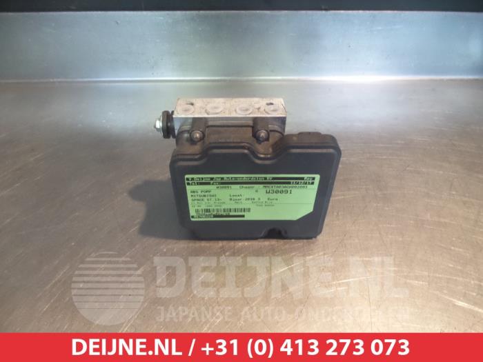Begagnade ABS-pump Mitsubishi Space Star (A0) 1.2 12V Pris € 75,00 Marginaltabell erbjuds av V.Deijne Jap.Auto-onderdelen BV