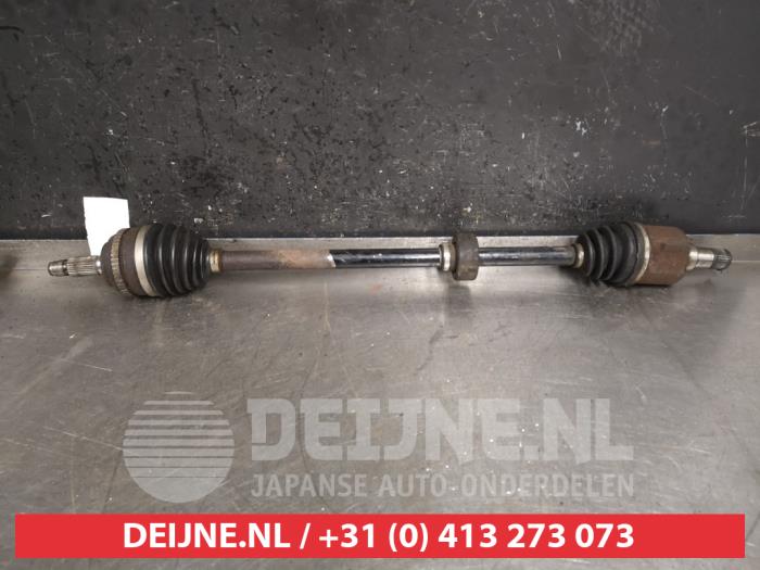 Gebrauchte Antriebswelle rechts vorne Honda Civic (EP/EU) 1.7 CTDi 16V Preis € 50,00 Margenregelung angeboten von V.Deijne Jap.Auto-onderdelen BV