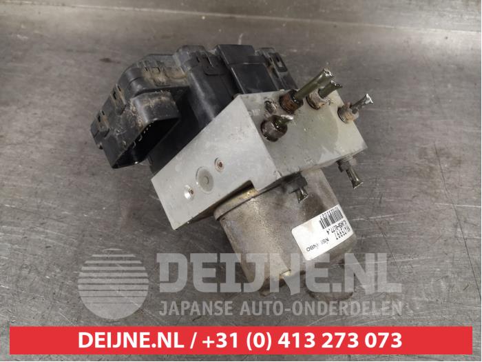 Używane Pompa ABS Mitsubishi Galant (EA/EC) 2.4 GDI 16V Cena € 25,00 Procedura marży oferowane przez V.Deijne Jap.Auto-onderdelen BV