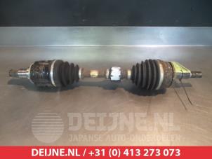 Used Front drive shaft, left Toyota Auris (E15) 2.0 D-4D-F 16V Price € 50,00 Margin scheme offered by V.Deijne Jap.Auto-onderdelen BV