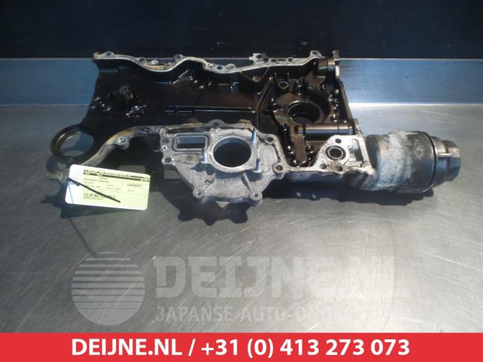 Usagé Couvercle de distribution Toyota Corolla Verso Prix € 75,00 Règlement à la marge proposé par V.Deijne Jap.Auto-onderdelen BV