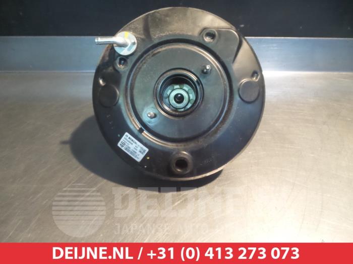 Usagé Assistant de freinage Toyota C-HR (X1,X5) 1.8 16V Hybrid Prix € 250,00 Règlement à la marge proposé par V.Deijne Jap.Auto-onderdelen BV
