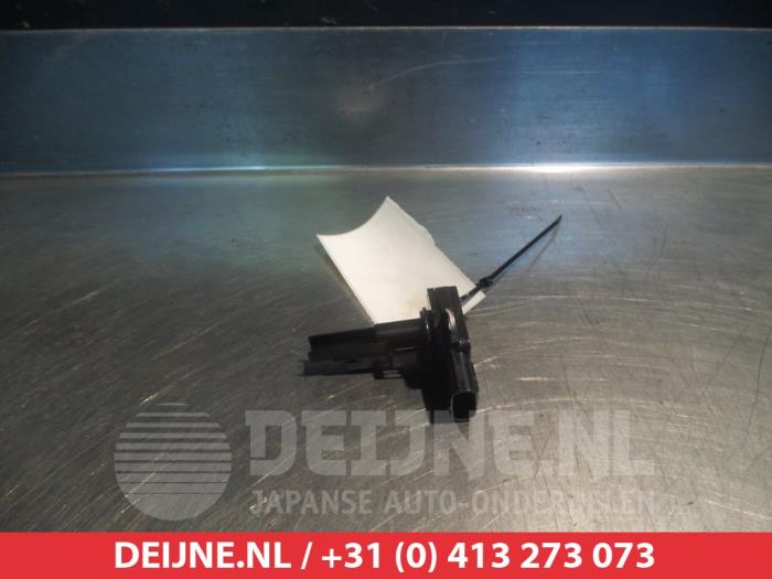 Begagnade Luftflödesmätare Suzuki Grand Vitara II (JT) 2.4 16V Pris € 15,00 Marginaltabell erbjuds av V.Deijne Jap.Auto-onderdelen BV