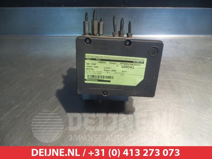 Gebrauchte ABS Pumpe Ssang Yong Rexton 2.7 Xdi RX270 XVT 16V Preis € 75,00 Margenregelung angeboten von V.Deijne Jap.Auto-onderdelen BV