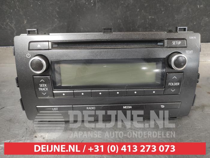 Używane Radio Toyota Auris (E18) 1.6 Dual VVT-i 16V Cena € 100,00 Procedura marży oferowane przez V.Deijne Jap.Auto-onderdelen BV