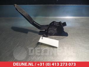 Used Accelerator pedal Isuzu D-Max (TFR/TFS) 2.5 D Twin Turbo Price on request offered by V.Deijne Jap.Auto-onderdelen BV