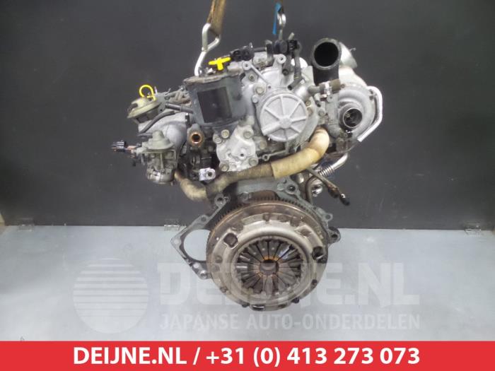 Motor van een Mazda 626 (GF14) 2.0 DiTD 16V 2001