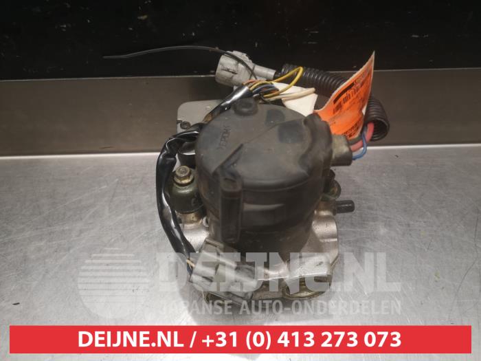 Begagnade ABS-pump Toyota Paseo (EL54) 1.5i,GT MPi 16V Pris € 40,00 Marginaltabell erbjuds av V.Deijne Jap.Auto-onderdelen BV
