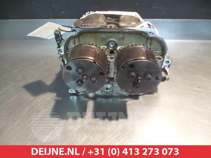 Begagnade Topplock Subaru Forester Pris på förfrågan erbjuds av V.Deijne Jap.Auto-onderdelen BV