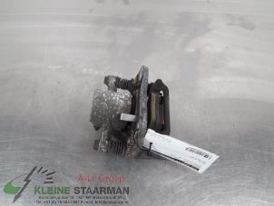 Used Rear brake calliper, left Toyota Avensis (T25/B1B) 1.8 16V VVT-i Price on request offered by Kleine Staarman B.V. Autodemontage