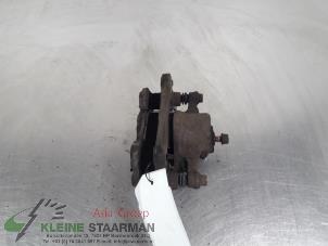 Used Front brake calliper, right Daihatsu Gran Move 1.6 16V Price on request offered by Kleine Staarman B.V. Autodemontage
