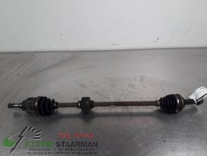 Used Front drive shaft, right Toyota Yaris (P1) 1.3 16V VVT-i Price € 35,00 Margin scheme offered by Kleine Staarman B.V. Autodemontage