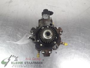 Used Diesel pump Nissan Qashqai (J10) 2.0 dCi Price on request offered by Kleine Staarman B.V. Autodemontage