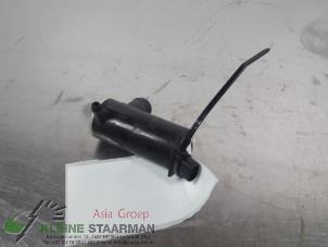 Used Rear screen washer pump Kia Sportage (SL) 1.6 GDI 16V 4x2 Price on request offered by Kleine Staarman B.V. Autodemontage