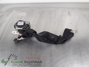 Used Front seatbelt, right Mazda 323 (BJ12) 1.6 16V Price on request offered by Kleine Staarman B.V. Autodemontage
