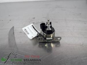 Used Start/stop capacitor Nissan Qashqai (J11) 1.2 DIG-T 16V Price on request offered by Kleine Staarman B.V. Autodemontage