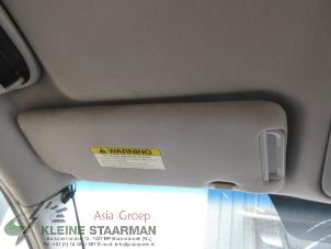Used Sun visor Kia Carnival/Grand Carnival 3 2.9 CRDi 16V VGT Price on request offered by Kleine Staarman B.V. Autodemontage