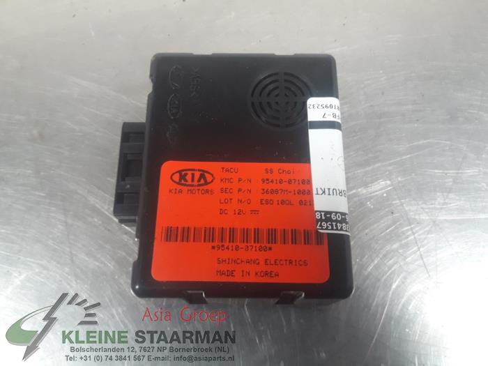 Alarm module from a Kia Picanto (BA) 1.0 12V 2011