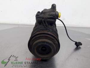 Used Air conditioning pump Kia Carens II (FJ) 1.8i 16V Price on request offered by Kleine Staarman B.V. Autodemontage
