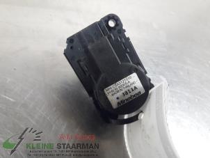 Used Heater valve motor Mitsubishi Outlander (GF/GG) 2.0 16V PHEV 4x4 Price on request offered by Kleine Staarman B.V. Autodemontage