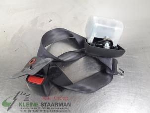 Used Rear seatbelt, centre Kia Picanto (BA) 1.0 12V Price on request offered by Kleine Staarman B.V. Autodemontage