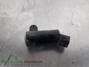 Used Windscreen washer pump Hyundai iX35 (LM) 1.6 GDI 16V Price on request offered by Kleine Staarman B.V. Autodemontage