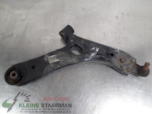 Used Front lower wishbone, right Hyundai iX35 (LM) 1.6 GDI 16V Price on request offered by Kleine Staarman B.V. Autodemontage
