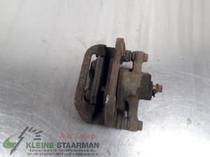 Used Rear brake calliper, right Chevrolet Nubira Wagon (J100) 1.6 16V Price on request offered by Kleine Staarman B.V. Autodemontage