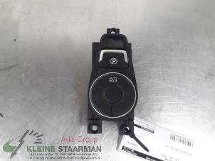 Used Parking brake switch Hyundai i40 CW (VFC) 1.7 CRDi 16V Price on request offered by Kleine Staarman B.V. Autodemontage