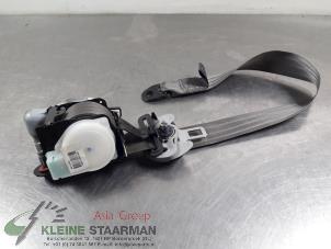 Used Front seatbelt, right Kia Rio II (DE) 1.4 16V Price on request offered by Kleine Staarman B.V. Autodemontage