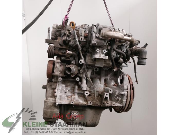 Motor de un Toyota Avensis (T27) 2.0 16V D-4D-F 2011