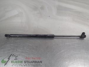 Used Rear gas strut, right Hyundai iX20 (JC) 1.4i 16V Price on request offered by Kleine Staarman B.V. Autodemontage